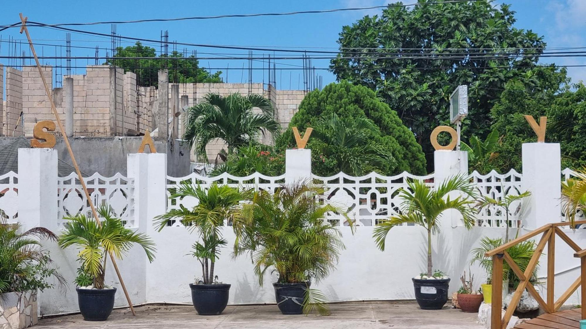 Little Savoy Guest House New 런어웨이베이 외부 사진